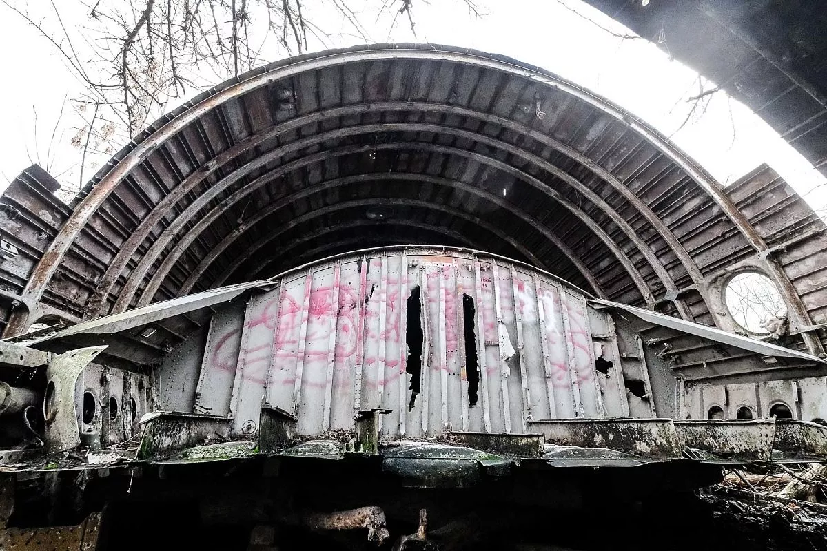 Эта груда металла когда-то была детским кинотеатром Эта груда металла когда-то была детским кинотеатром