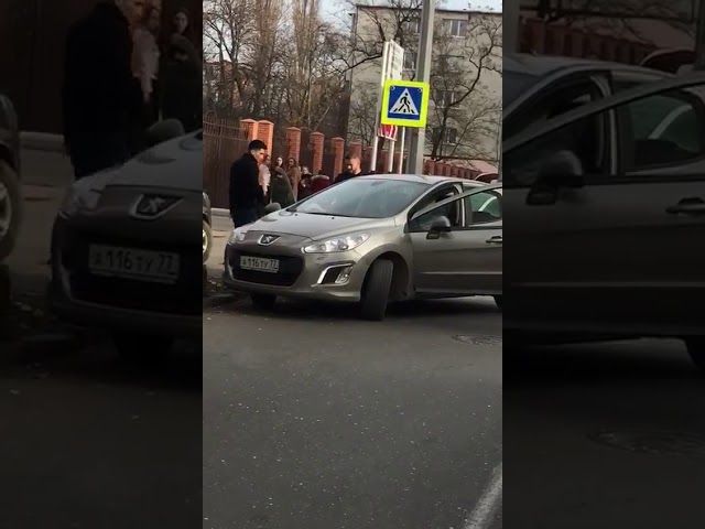 Женская драка в центре Краснодара