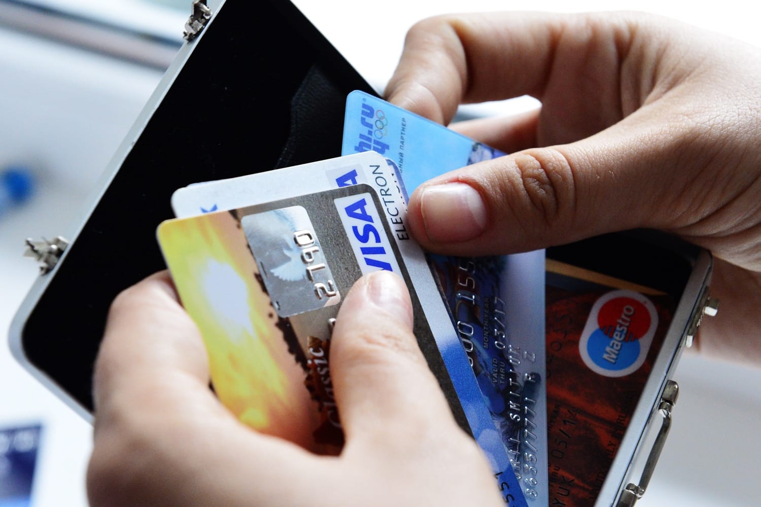 Краснодарский край занял третье место в стране по количеству выданных кредитных карт в августе