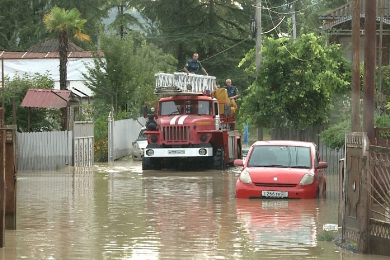Мощные ливни вызвали наводнение в Абхазии