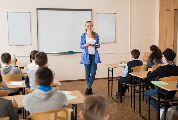 Мединский объяснил увеличение числа уроков истории в российских школах 