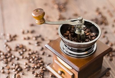 Срочно ищите скалку: как измельчить зерна кофе без кофемолки