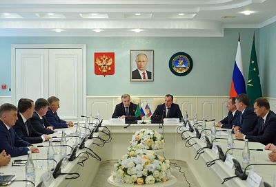 В Майкопе состоялось совместное совещание главы Адыгеи Мурата Кумпилова и губернатора Краснодарского края