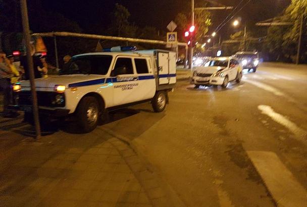 Полицейский автомобиль кинологов попал в ДТП в Краснодаре