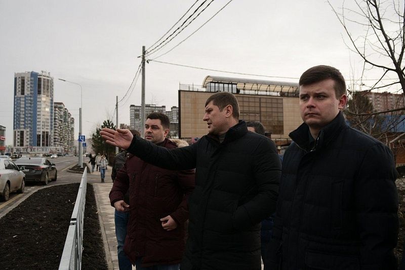 Мэр Краснодара поручил исправить недостатки реконструированной ул. 40-летия Победы 