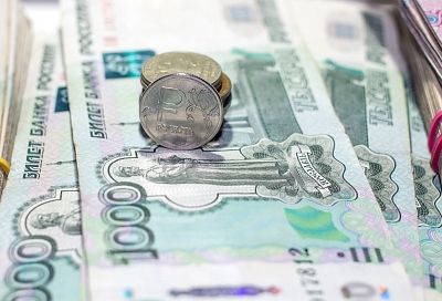 «2400 рублей и больше». Кто из россиян может получить прибавку к пенсии с 1 сентября этого года