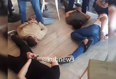 В Краснодаре участникам перестрелки возле Вишняковского рынка предъявлено обвинение