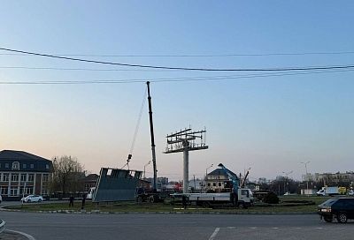 Гаражи, ларьки, заборы: более 500 незаконных конструкций снесли в Краснодаре с начала года