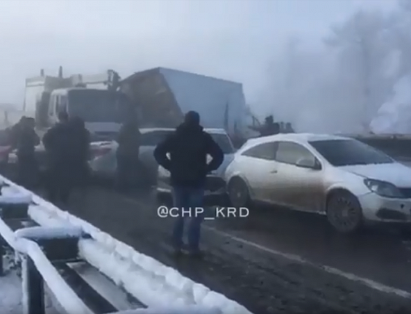 В четырех ДТП под Краснодаром столкнулись 9 автомобилей