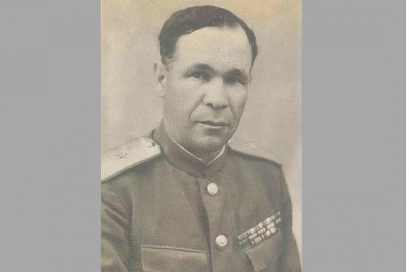 Командир 19-й стрелковой курсантской бригады П. И. Метальников после освобождения Кубани в сентябре 1943 года сформировал и возглавил 9-ю Пластунскую Краснодарскую дивизию. Сталин лично вручал ему генеральские погоны. 