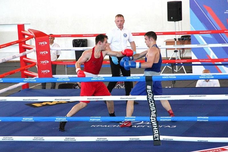 Чемпионат Южного федерального округа по боксу стартовал в Краснодаре