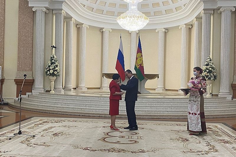 В День России губернатор Вениамин Кондратьев наградил выдающихся жителей Краснодарского края