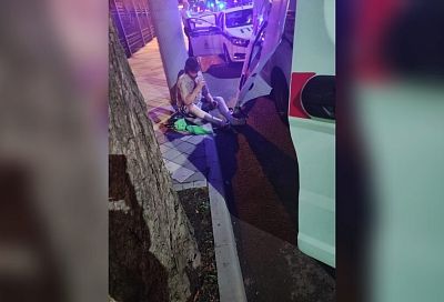 В полиции Краснодара прокомментировали задержание дебошира, вырвавшего дверь в машине скорой помощи