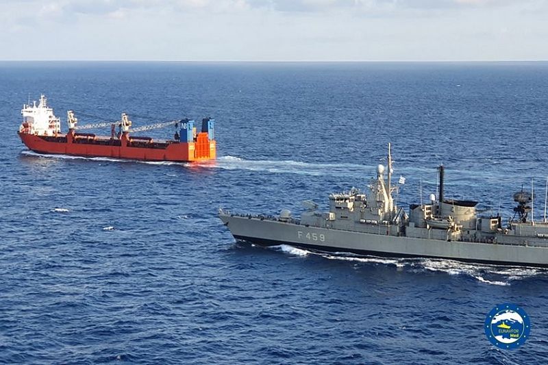 Спецназ НАТО высадился на корабль «Адлер» в Средиземном море