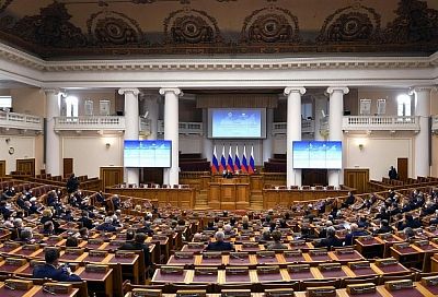 Юрий Бурлачко: «Президент России поставил задачи законодательно обеспечить широкий круг антикризисных мер»