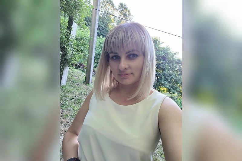 «Ролик попал в соцсети случайно»: героиня видео - об уплывшем в море в Сочи УАЗе