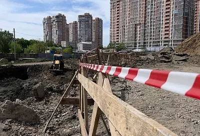 Школу на 1550 мест начали строить по улице Новороссийской в Краснодаре