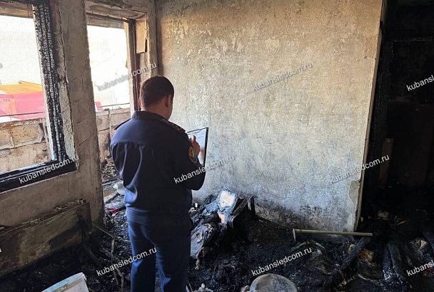 Точную причину пожара и смерти 49-летнего мужчины в доме на ЮМР в Краснодаре установят следователи 
