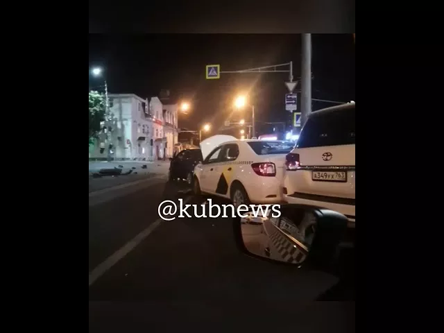 ДТП на перекрестке Октябрьской и Буденного, Краснодар