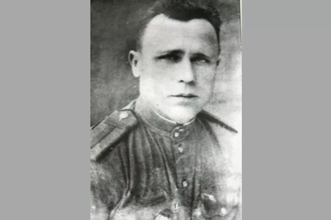 Житель Кущевского района Иван Яковлевич Коржов – гвардии старшина 4-го Гвардейского казачьего кавалерийского корпуса, участник боев под станицами Кущевской и Шкуринской в августе 1942 года, освободитель Кубани. 