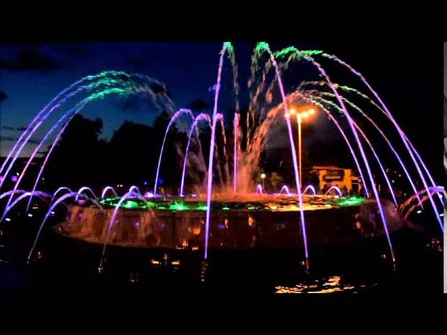 Поющий и танцующий фонтан в Анапе