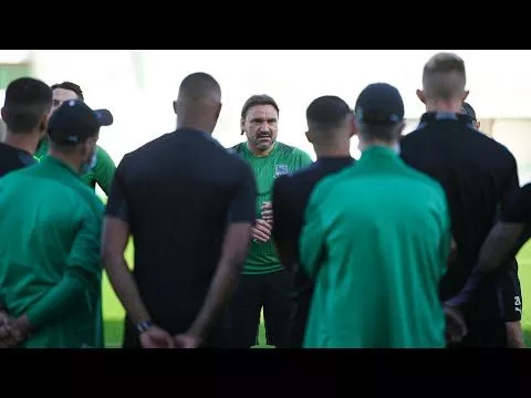 Первая тренировка «быков» под руководством Даниэля Фарке