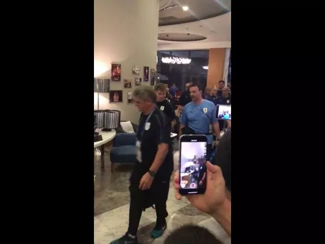 Сборную Уругвая в Сочи встретили болельщики