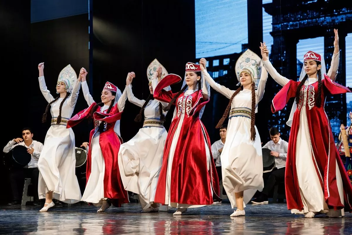 На концерте, посвященному 25-летию САР, выступили лучшие творческие коллективы. На концерте, посвященному 25-летию САР, выступили лучшие творческие коллективы.