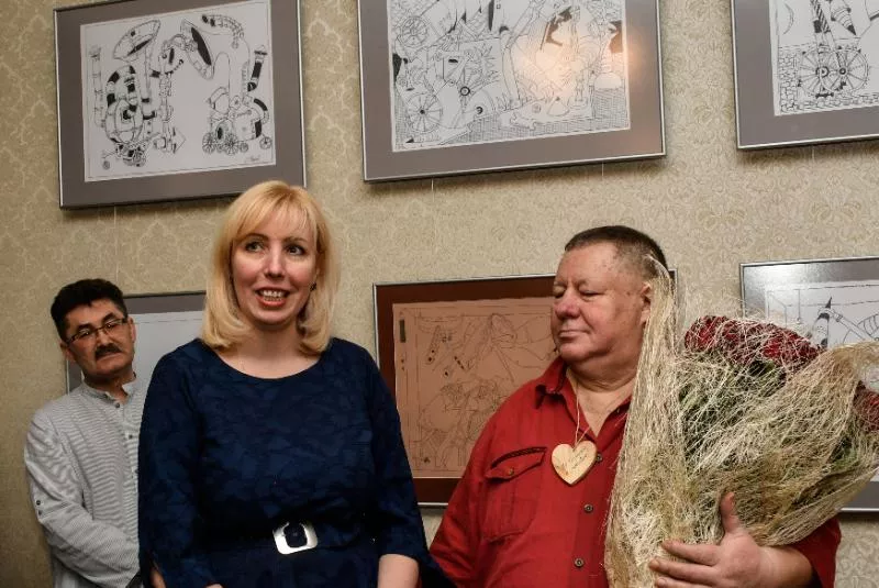 Вице-губернатор Кубани Анна Минькова и Сергей Воржев на открытии выставки «Амазонки».