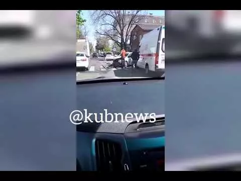 В Краснодаре в ДТП с автомобилем такси Uber пострадала пассажирка