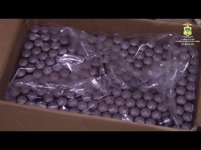 В Анапе полицейские изъяли у местного жителя более восьми тысяч литров алкоголя