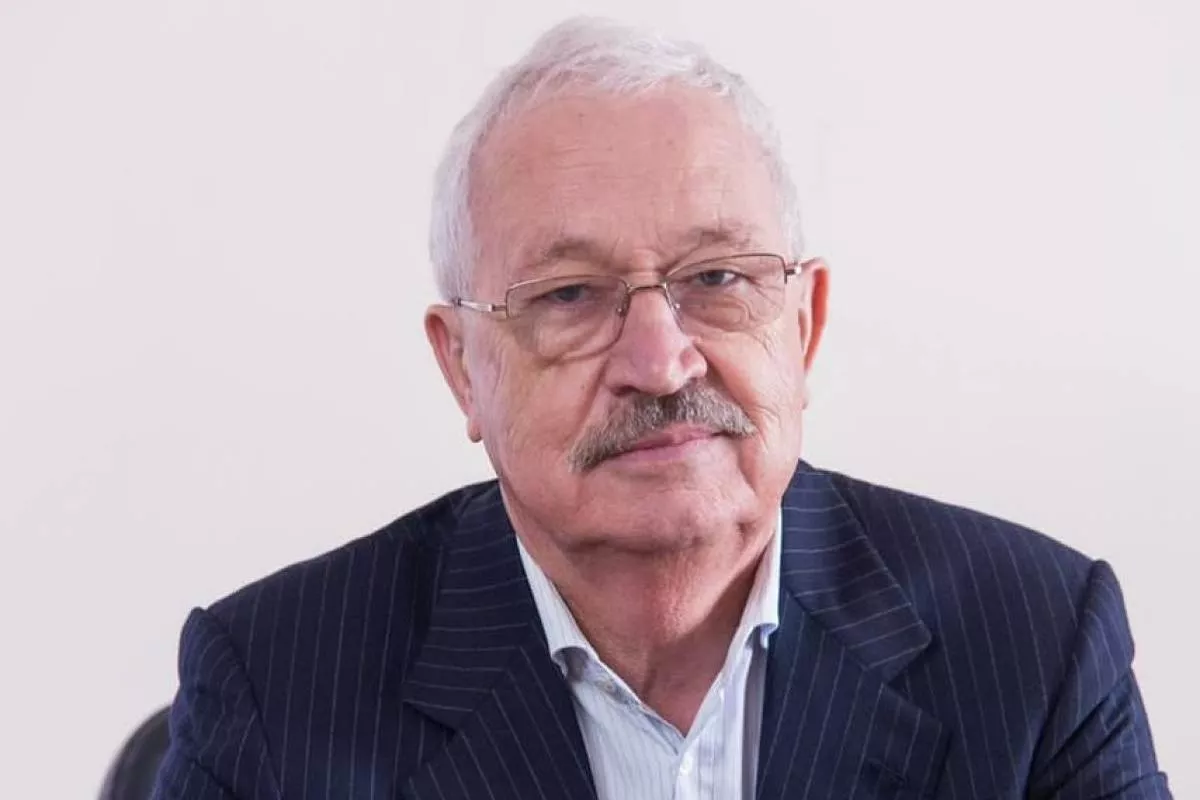 Алексей Езубов