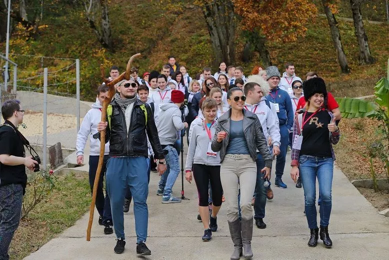Сегодня на экоферме Экзархо с удовольствием встречают туристов со всех уголков мира. Сегодня на экоферме Экзархо с удовольствием встречают туристов со всех уголков мира.