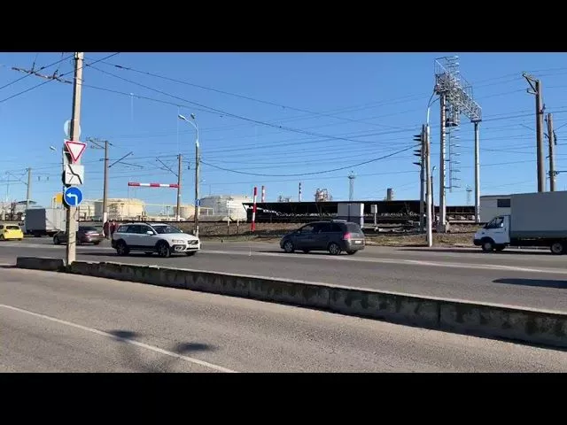 Попытка ограничить движение большегрузов по Яблоновскому мосту