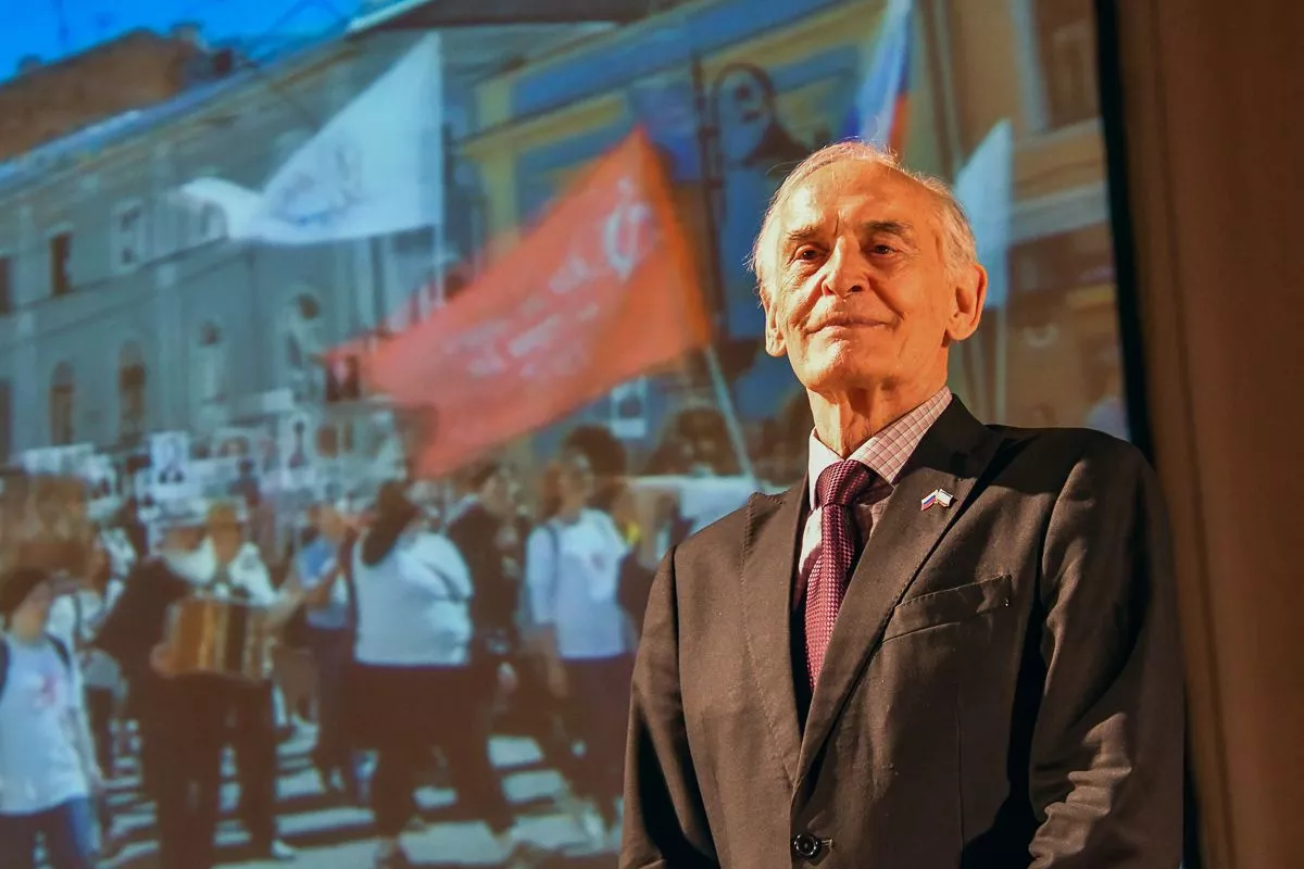 Василий Лановой