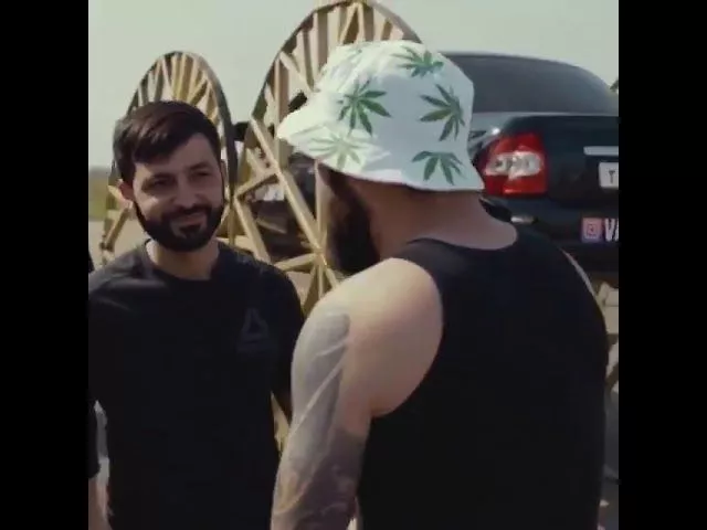 Краснодарец проехался в перевернутой «Ладе Приоре»