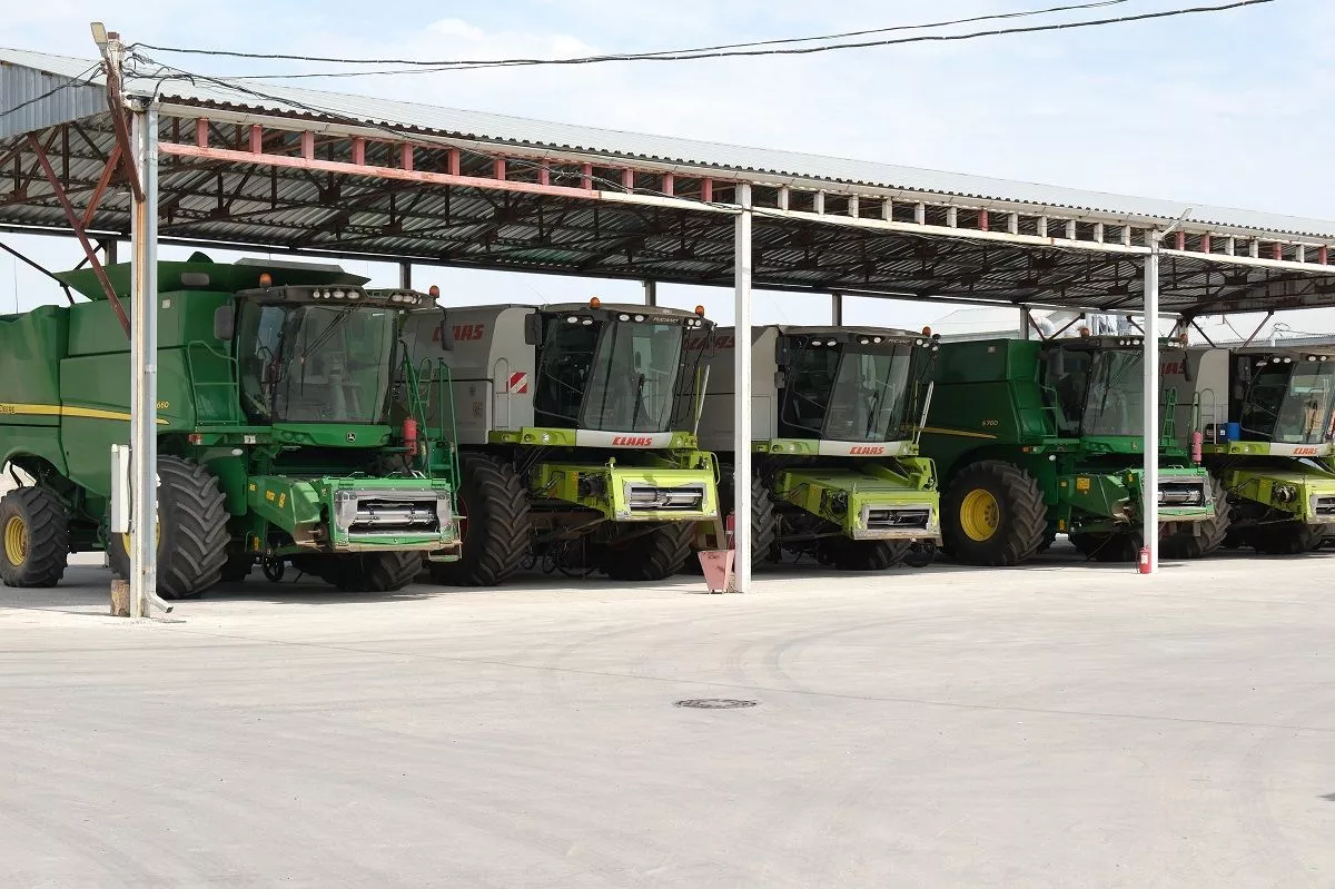 Парк техники в бриньковском хозяйстве постоянно обновляется. Парк техники в бриньковском хозяйстве постоянно обновляется.
