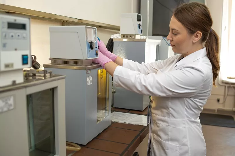 Испытания нефтепродуктов. Испытания нефтепродуктов.