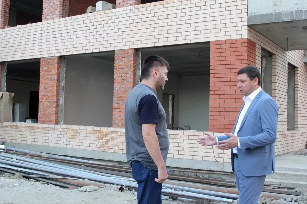 К 2040 году необходимо построить около 500 детских садов и 120 школ.