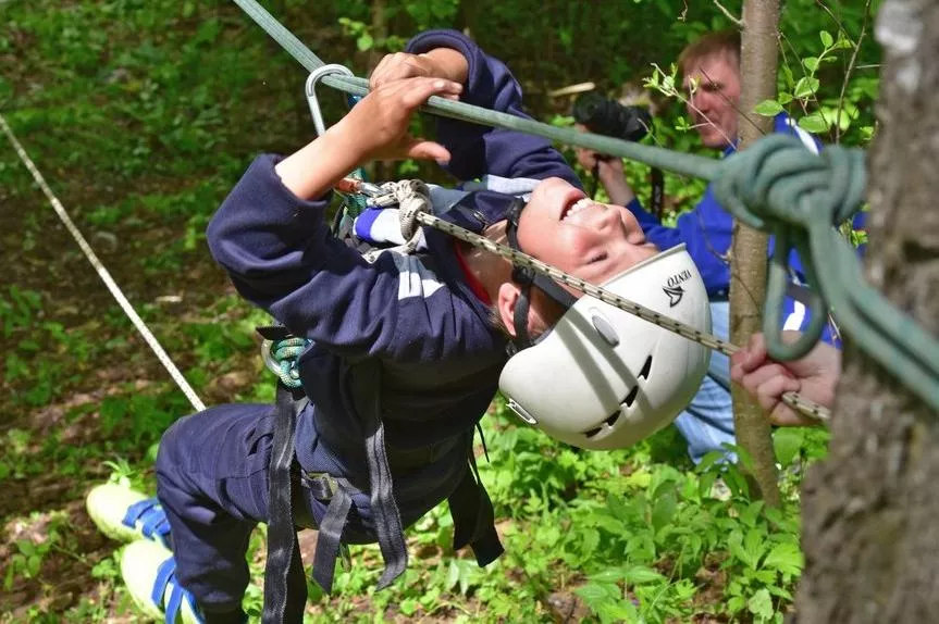 Турист – человек особенной породы, и сегодня важно, чтобы у детей была возможность это прочувствовать. Турист – человек особенной породы, и сегодня важно, чтобы у детей была возможность это прочувствовать.