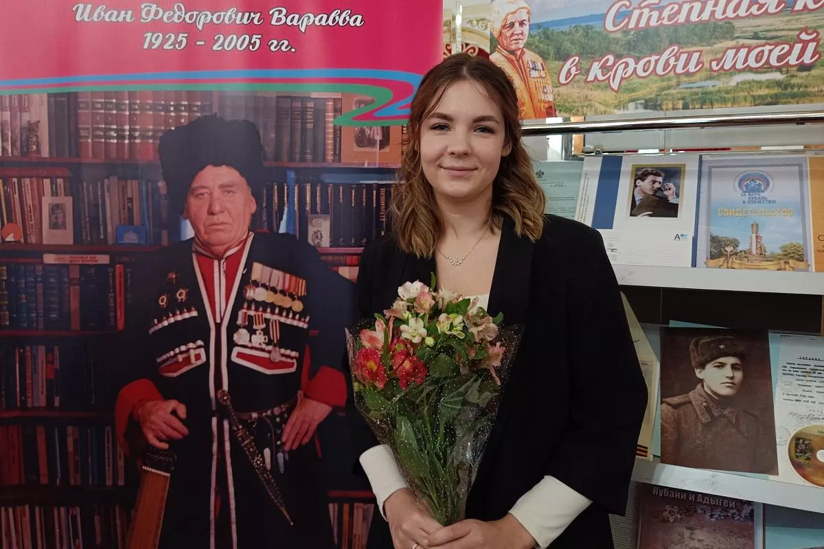 Одним из самых значимых подарков поэту стало рождение в один день с ним младшей внучки – Ксении. У них с дедушкой разница в 76 лет.