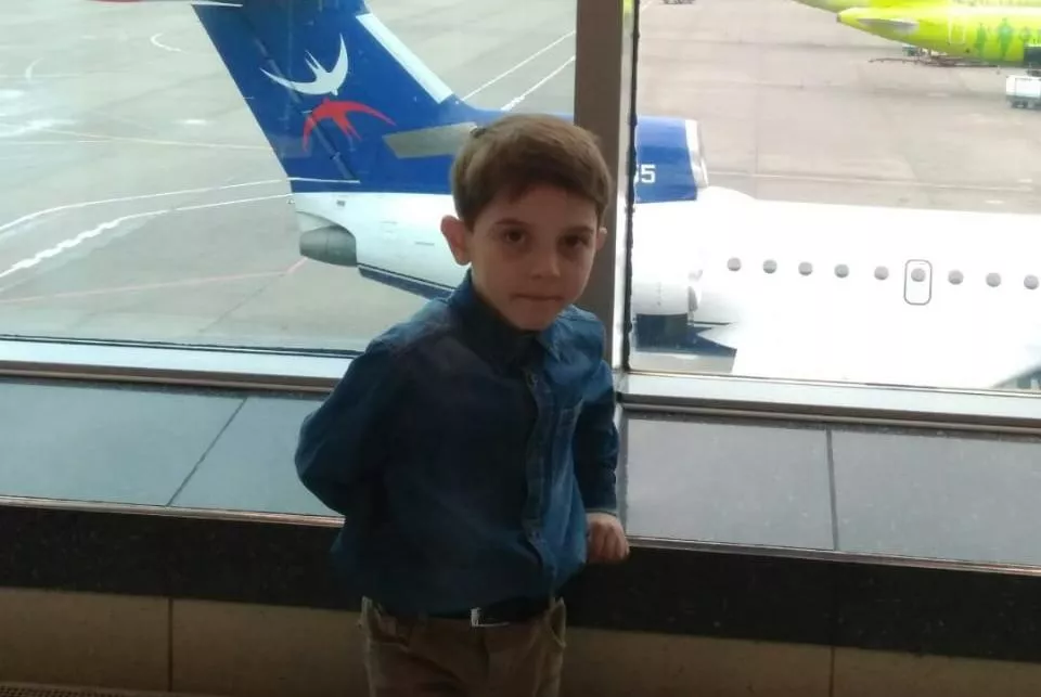 Момент возвращения из Москвы с шоу «Лучше всех». Момент возвращения из Москвы с шоу «Лучше всех».