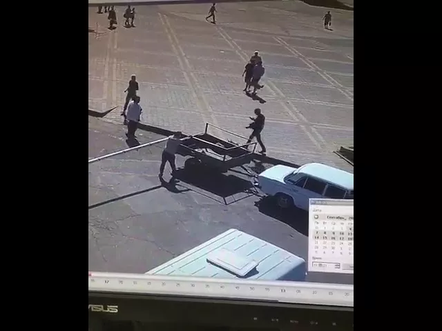 В Краснодарском крае арестовали водителя, повредившего шлагбаум на вокзале