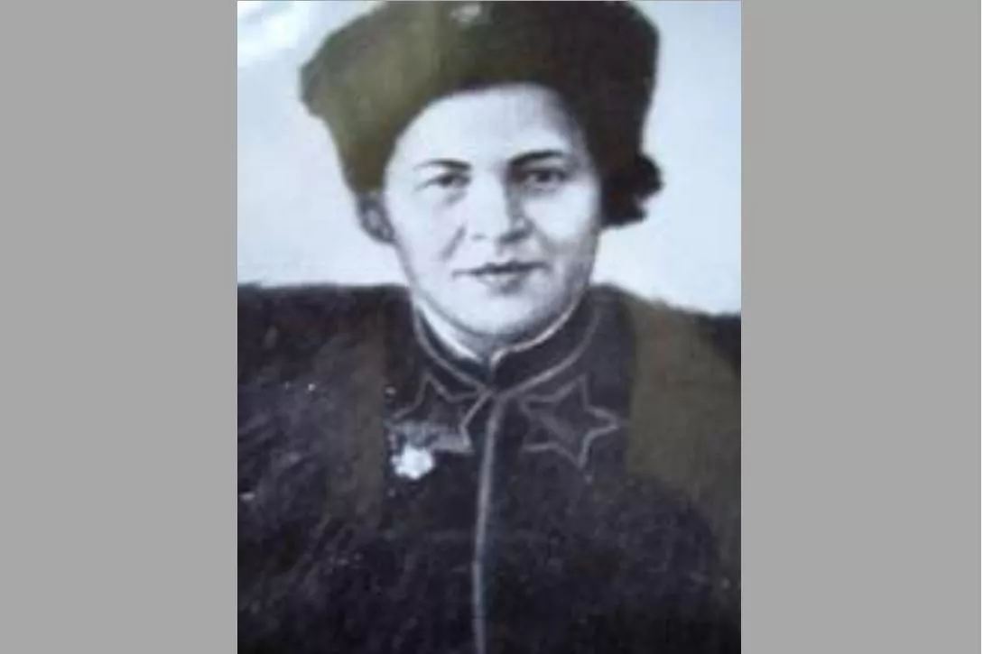 Казачка Софья Даниловна Беленец из Кореновского района воевала с июня 1942 года в составе медико-санитарного эскадрона. 