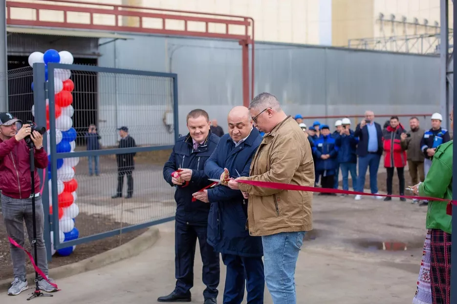 Открытие нового цеха по экстракции растительного масла, построенного в рамках инвестиционного проекта. Открытие нового цеха по экстракции растительного масла, построенного в рамках инвестиционного проекта.