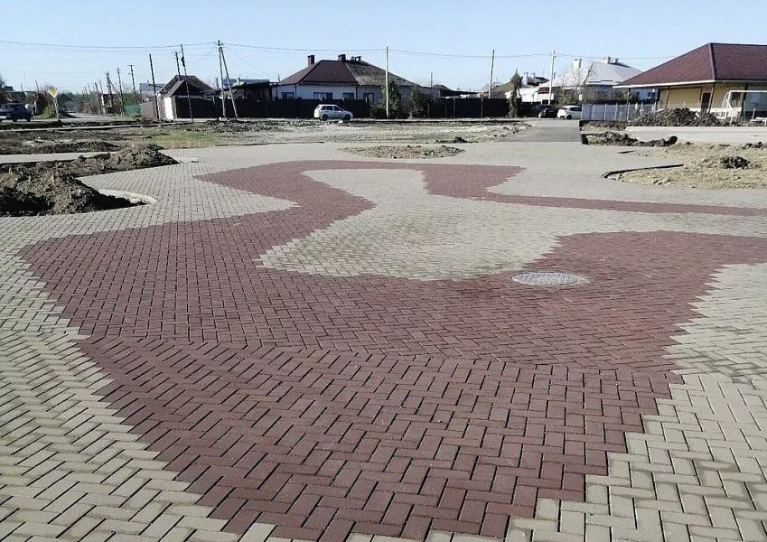 В парке села Экономического будут детские площадки с резиновым покрытием, тренажеры, сцена для праздничных мероприятий. В парке села Экономического будут детские площадки с резиновым покрытием, тренажеры, сцена для праздничных мероприятий.