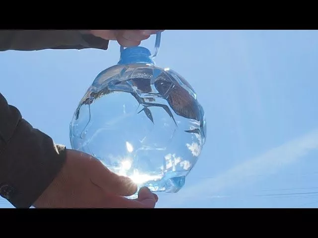 "Святой источник" выпустил зажигательную бутылку