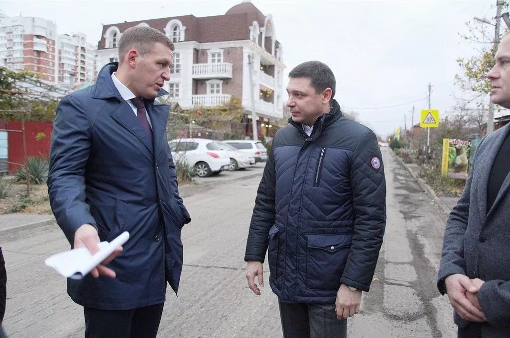 За четыре года в кубанской столице отремонтировали 232 дороги общей протяженностью более 299 км. 