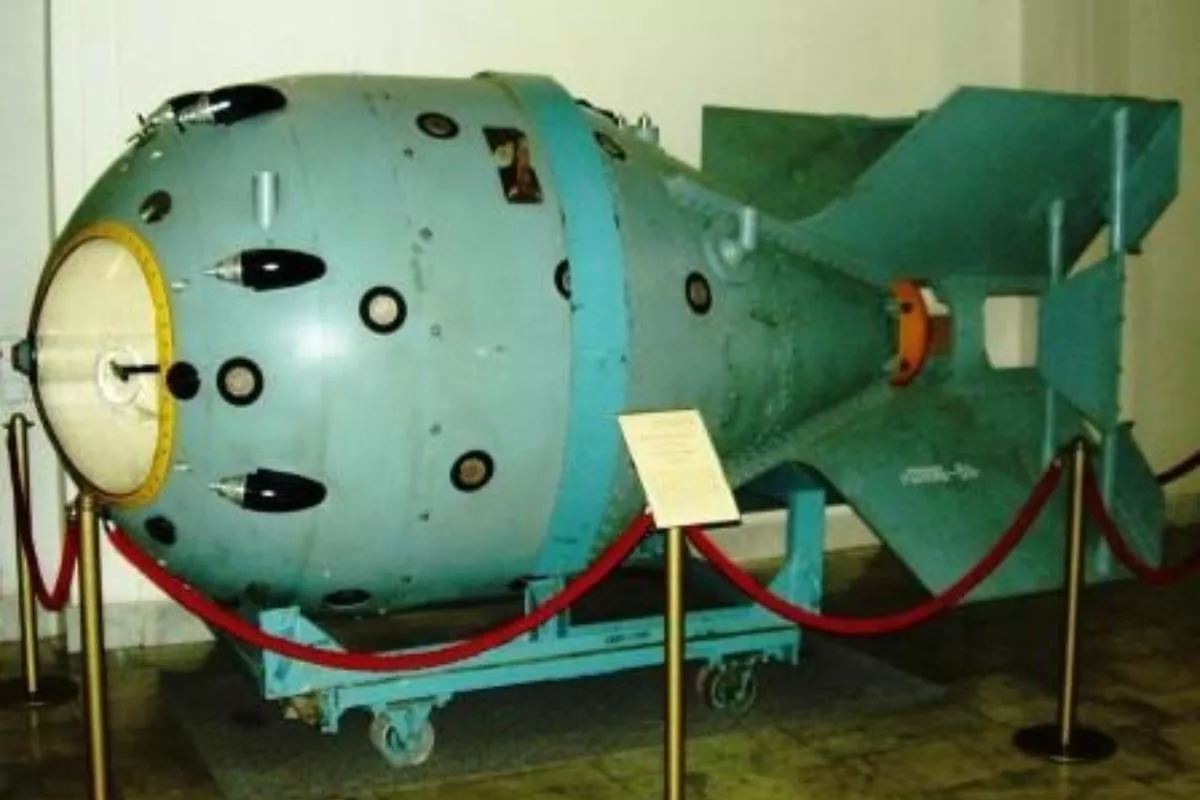 Атомная бомба РДС-1. 