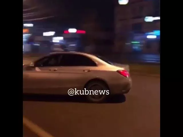 Дрифтер на "Мерседесе"